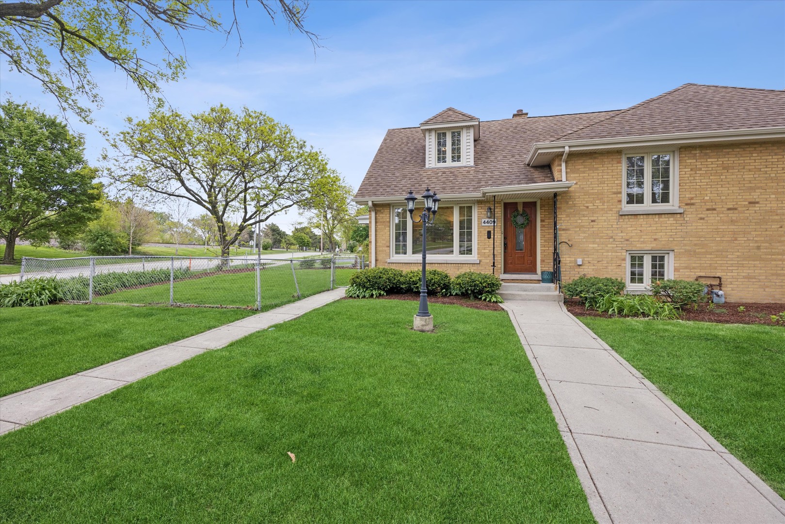 4409 Clausen Avenue Unit: 4409