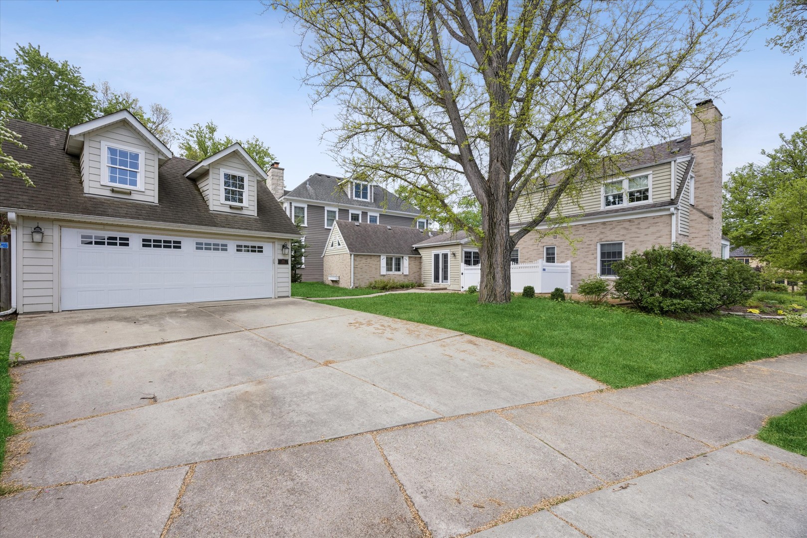 233 S Prospect Avenue