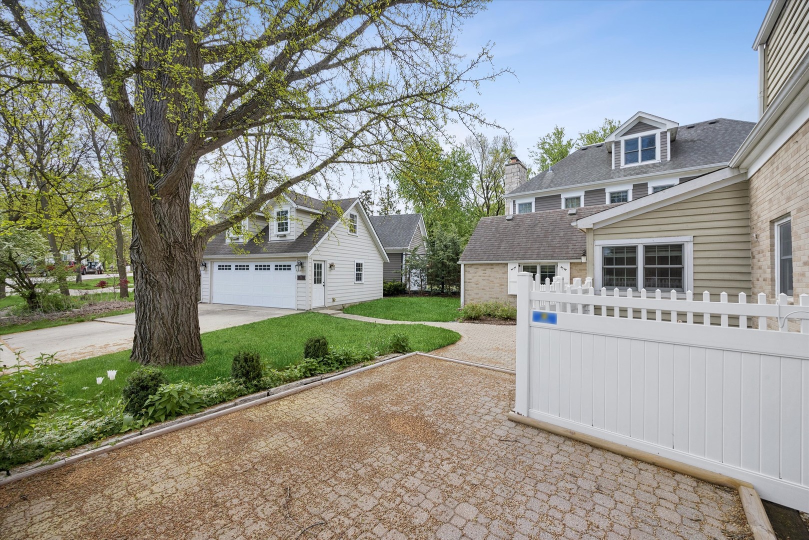 233 S Prospect Avenue