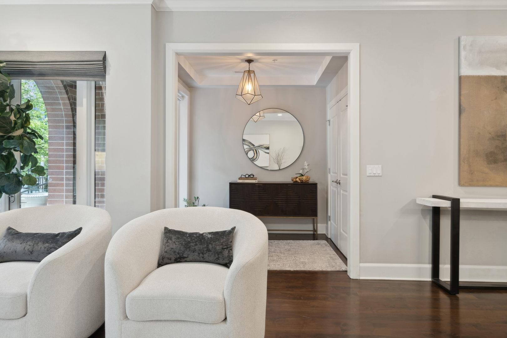 409 E Benton Place Unit: 409