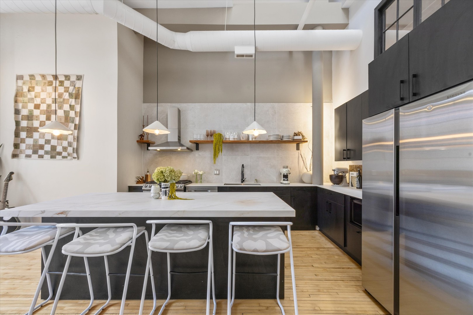 3024 N Lincoln Avenue Unit: H