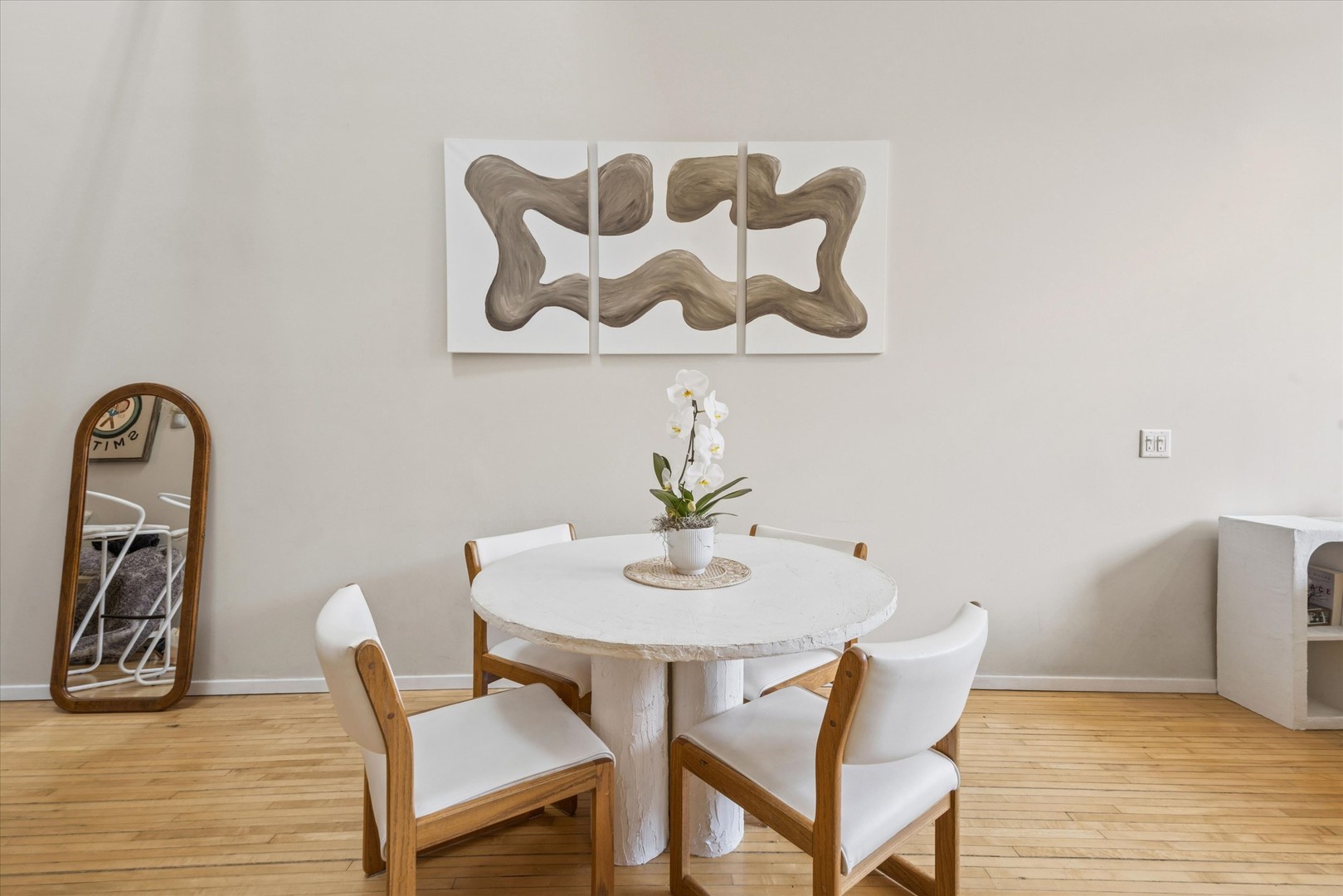 3024 N Lincoln Avenue Unit: H