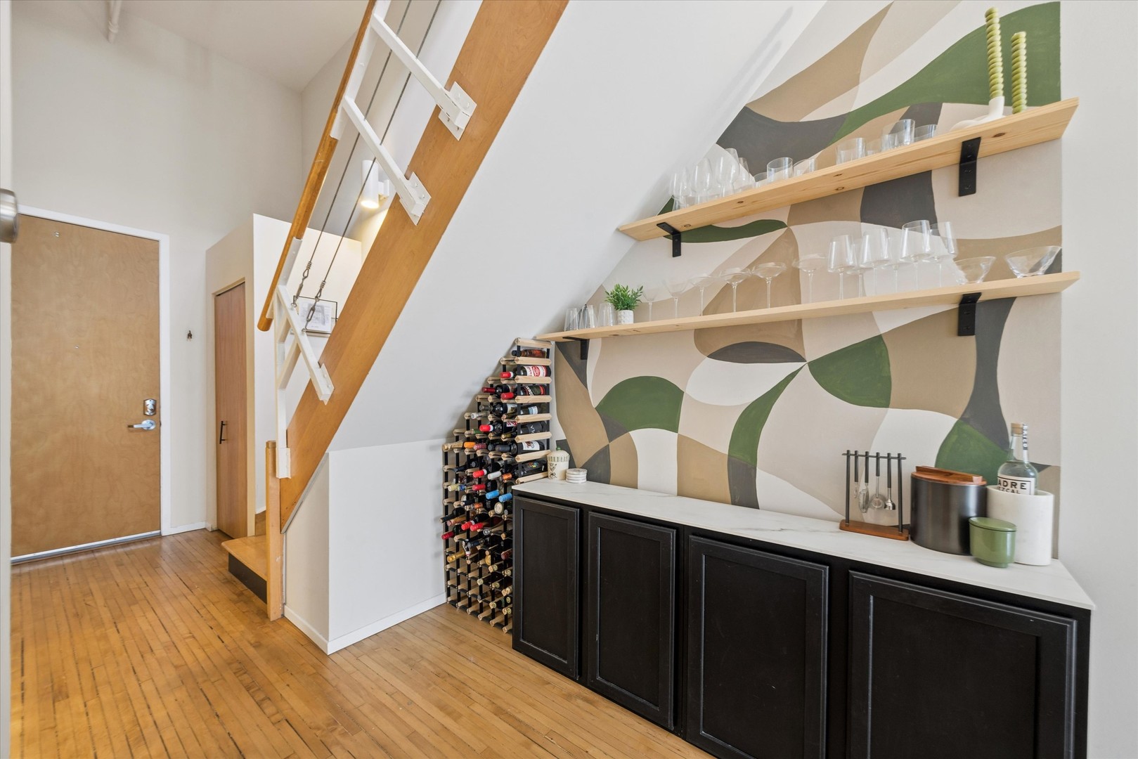 3024 N Lincoln Avenue Unit: H