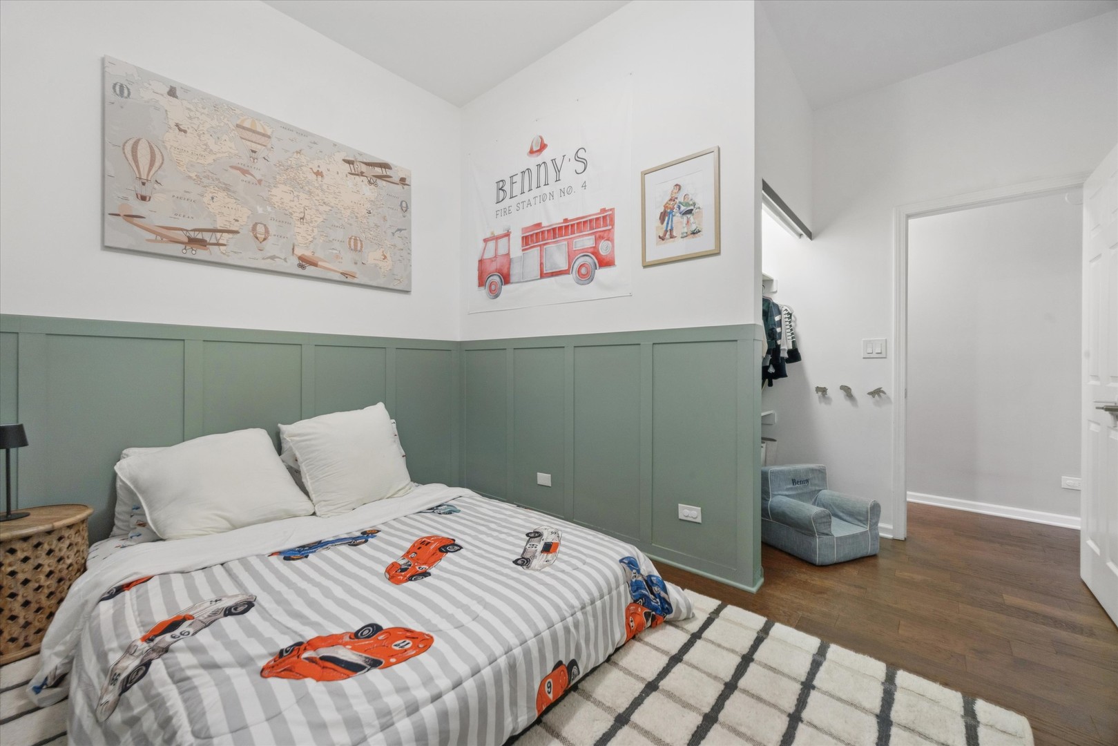 2133 N SOUTHPORT Avenue Unit: 1
