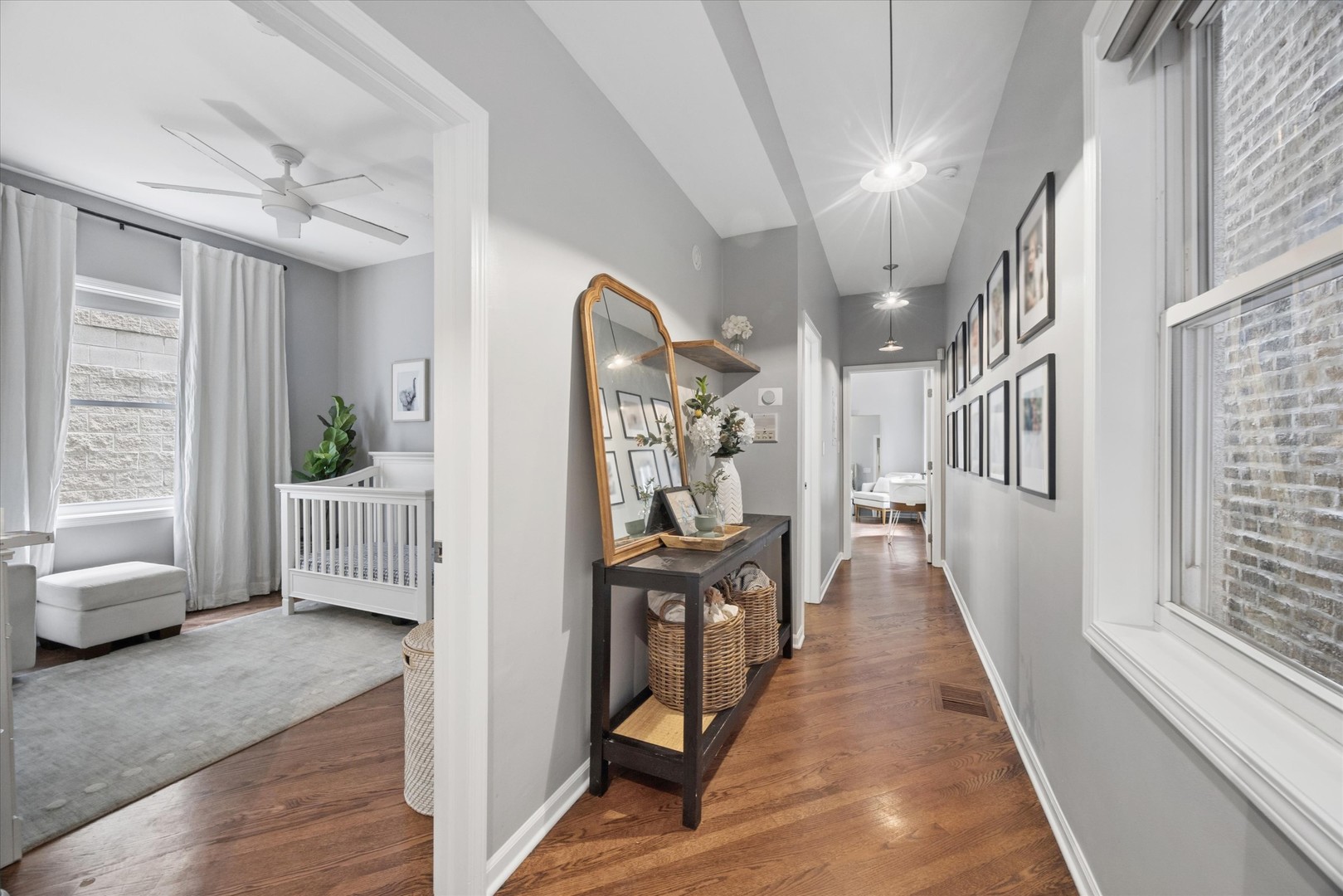 2133 N SOUTHPORT Avenue Unit: 1