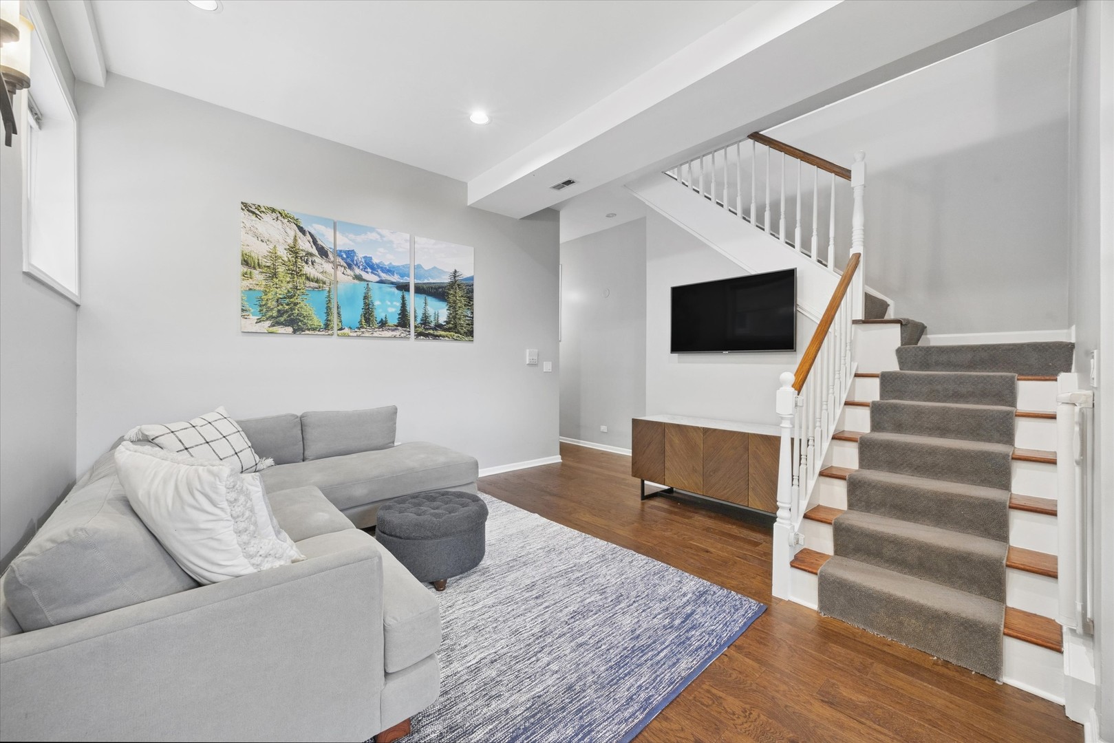 2133 N SOUTHPORT Avenue Unit: 1