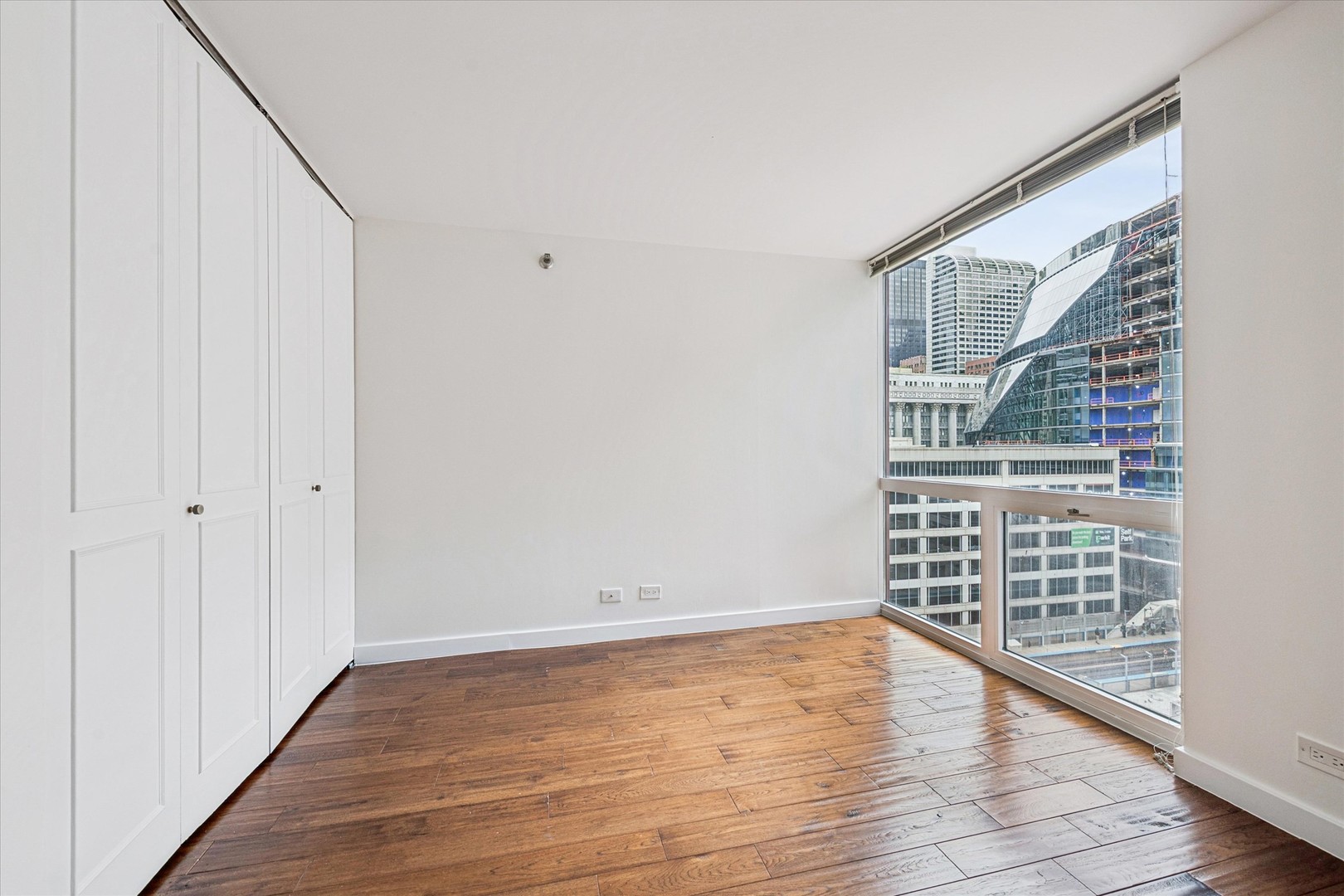 200 N Dearborn Street Unit: 1007