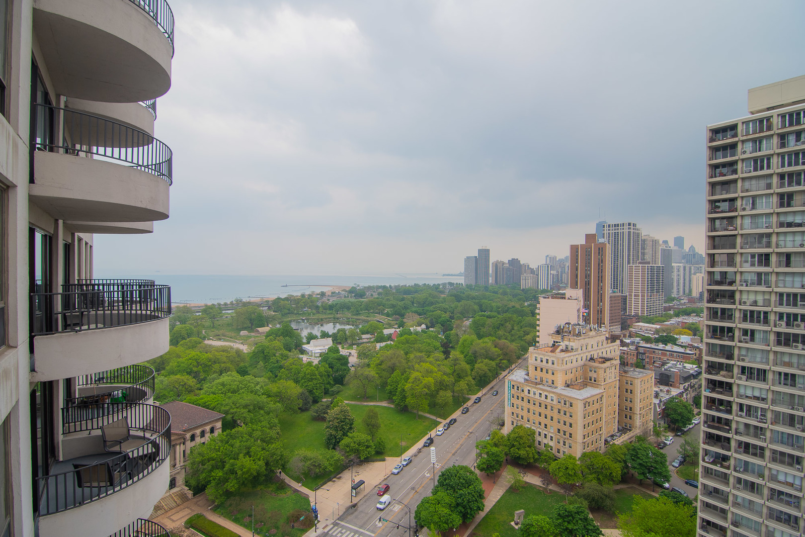 2020 N Lincoln Park W Unit: 22K