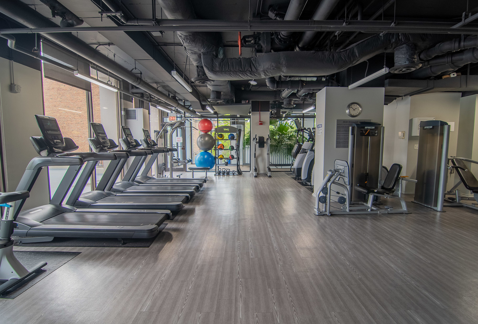 2020 N Lincoln Park W Unit: 22K