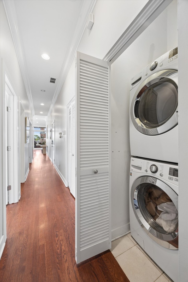 2212 W North Avenue Unit: 401