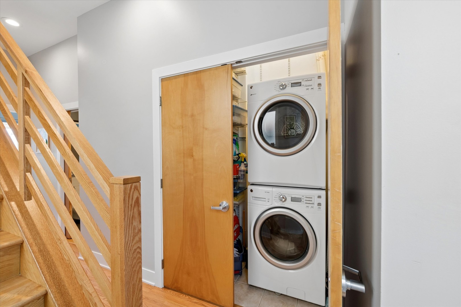 1725 N SHEFFIELD Avenue Unit: 2