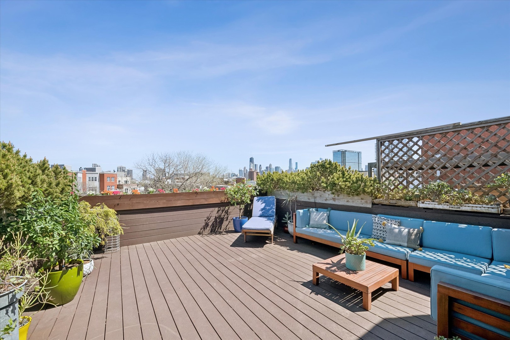 1725 N SHEFFIELD Avenue Unit: 2
