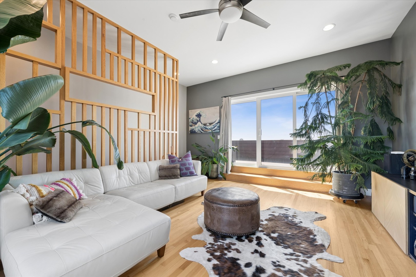 1725 N SHEFFIELD Avenue Unit: 2