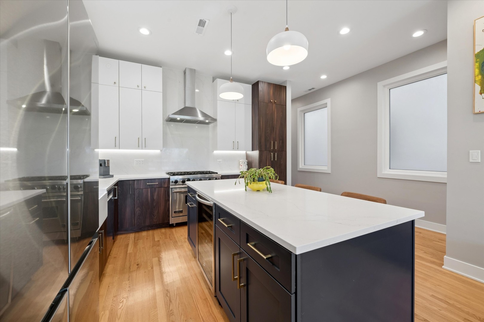 1725 N SHEFFIELD Avenue Unit: 2