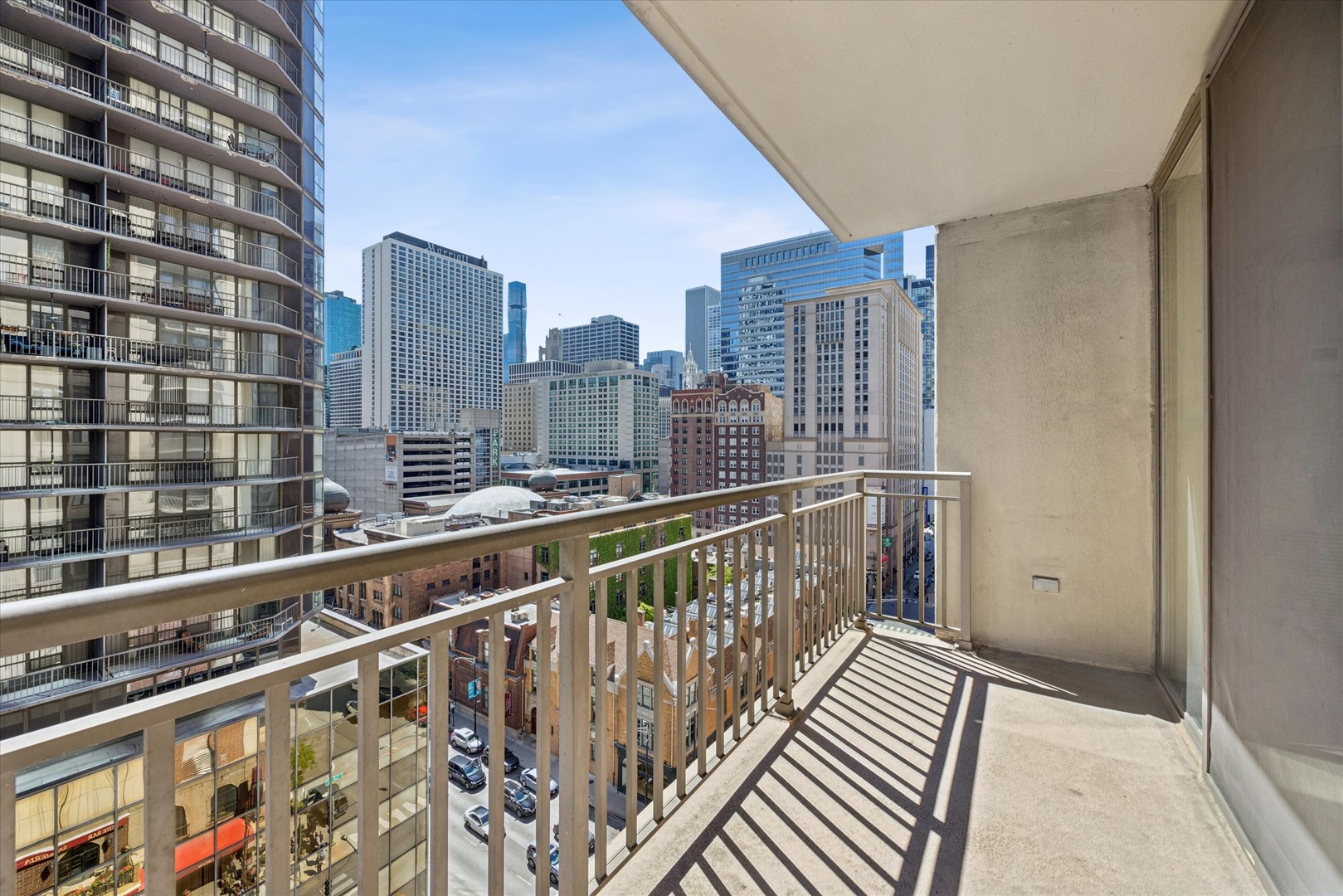 630 N State Street Unit: 1305