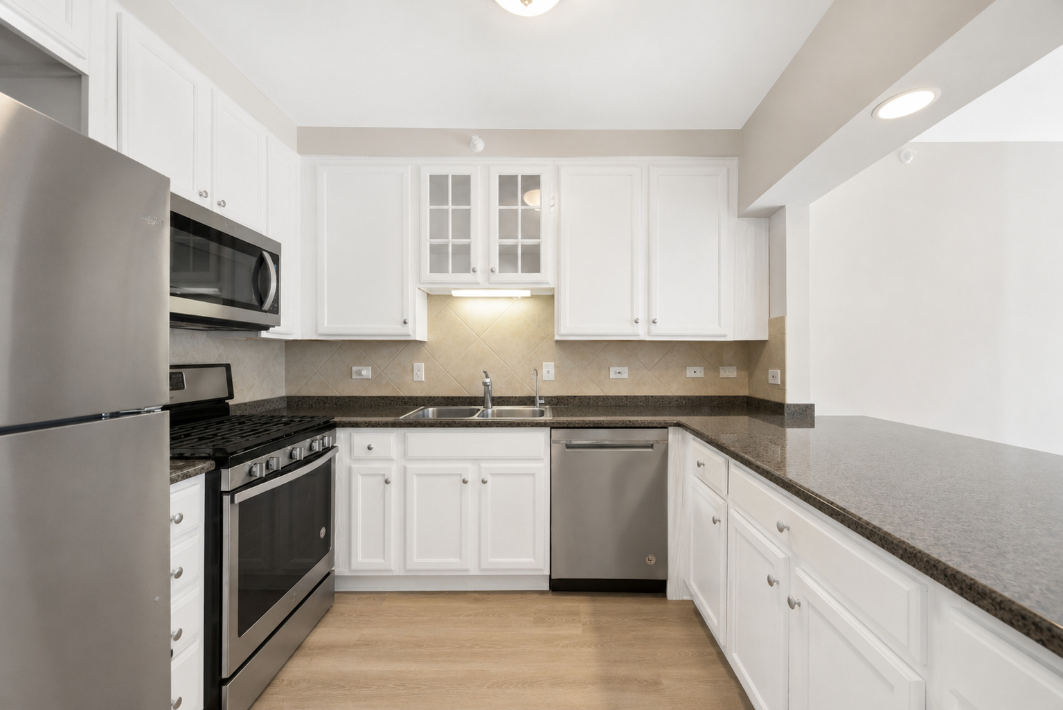 630 N State Street Unit: 1305