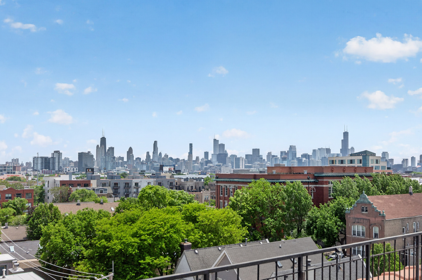 1735 N Paulina Street Unit: 612