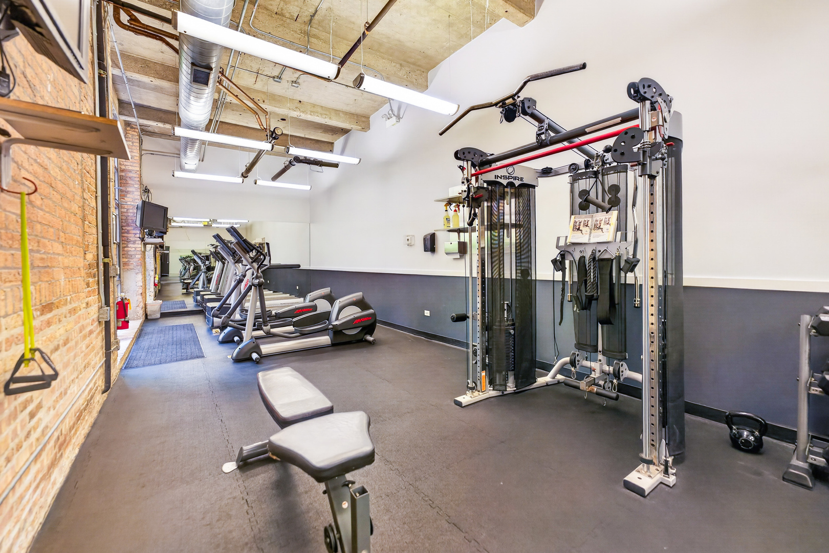 1735 N Paulina Street Unit: 612