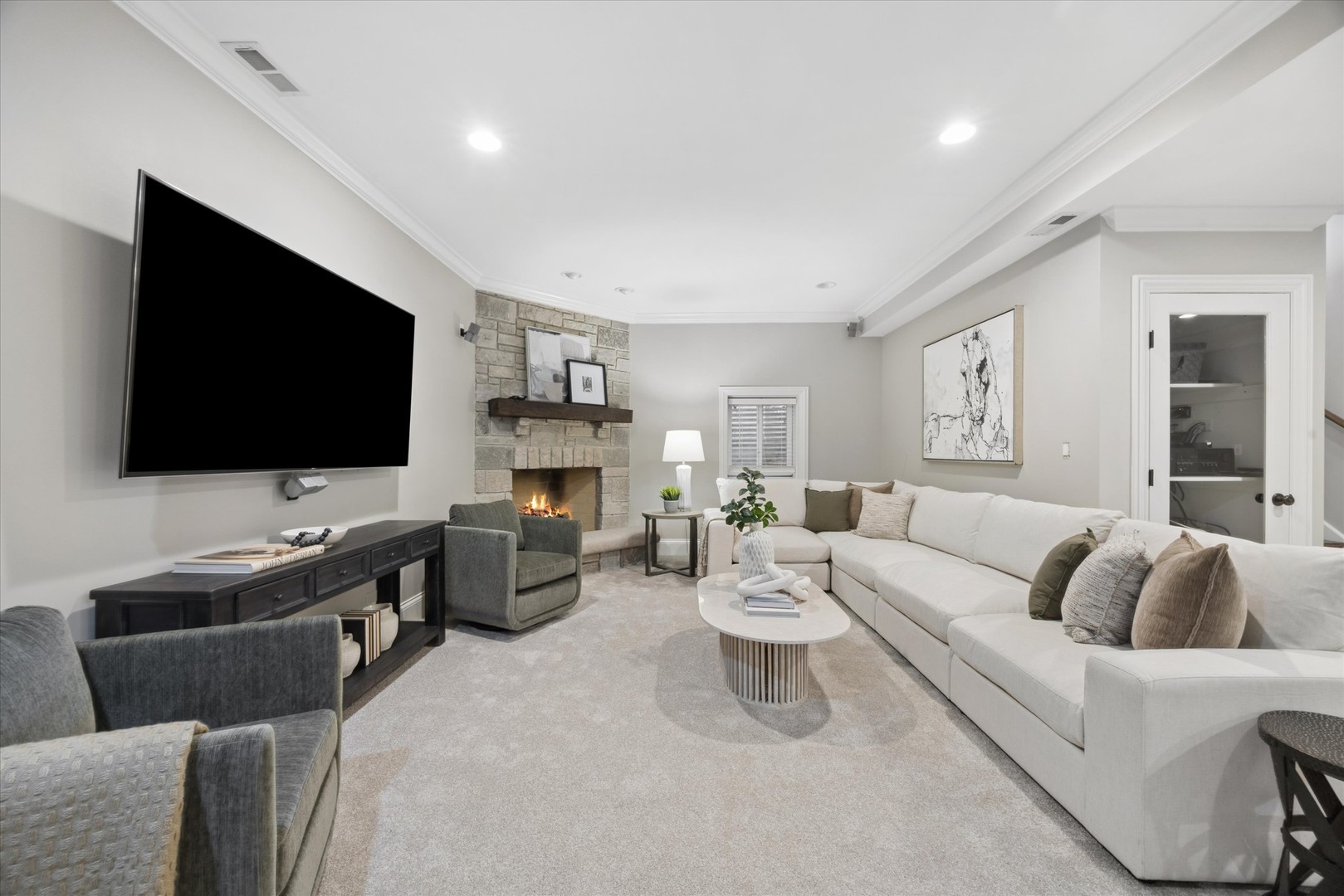 7 S Quincy Street