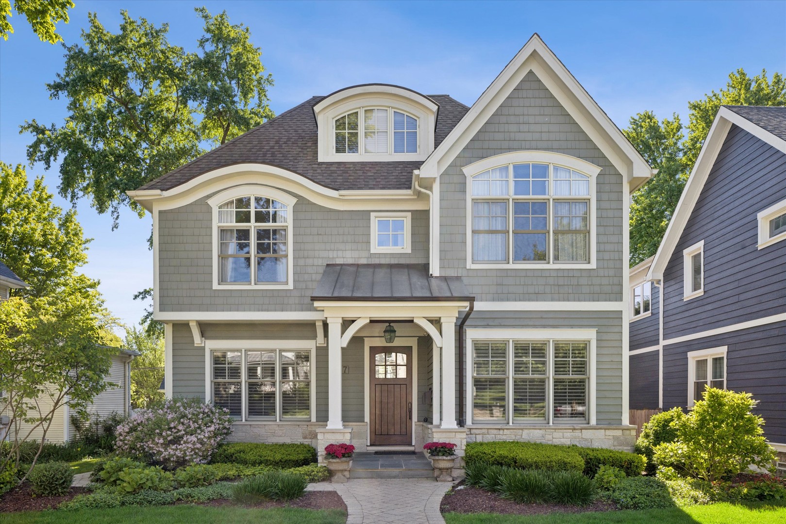7 S Quincy Street