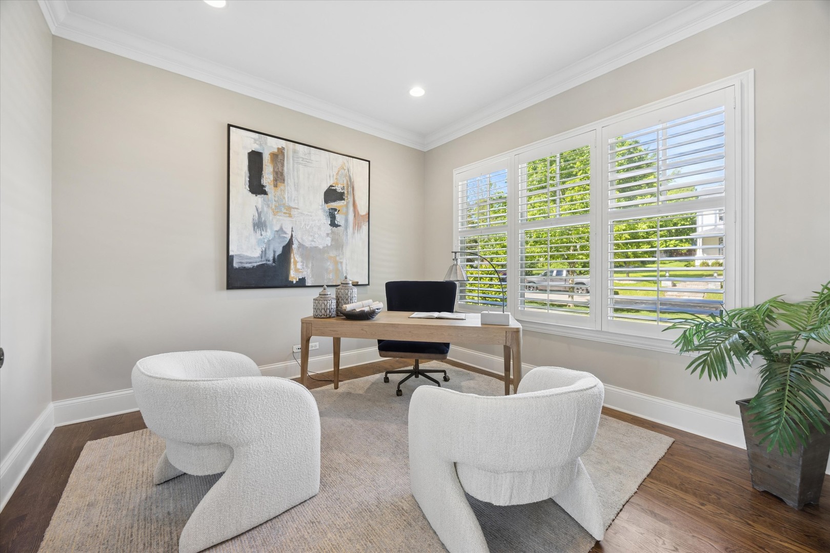 7 S Quincy Street