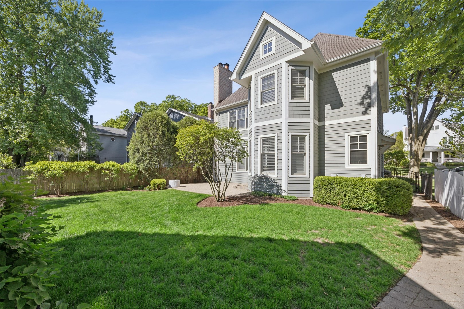 7 S Quincy Street