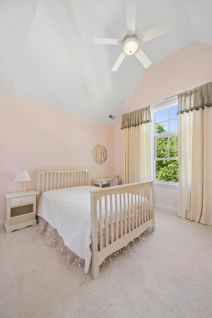 7 S Quincy Street
