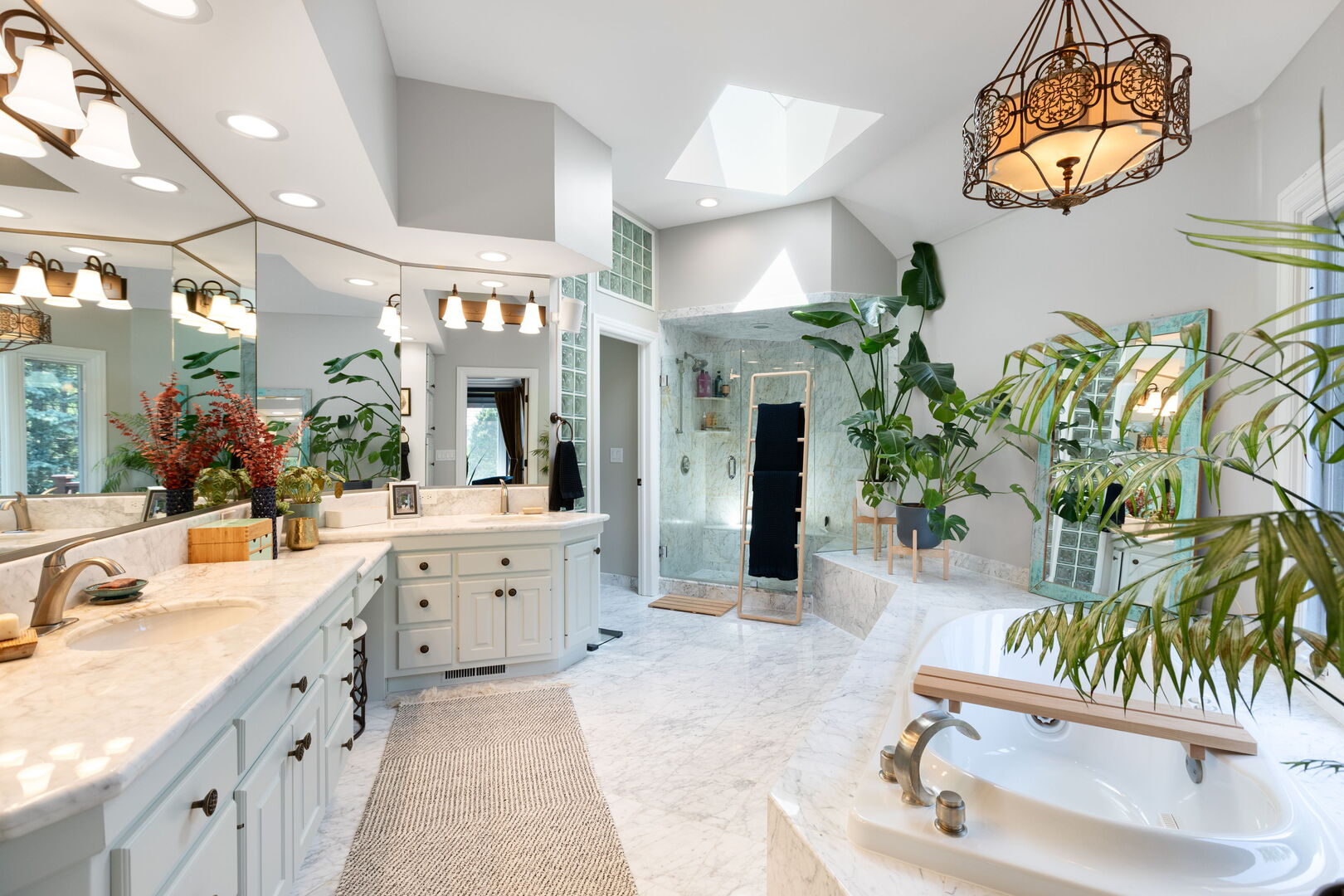 320 Camelot Lane
