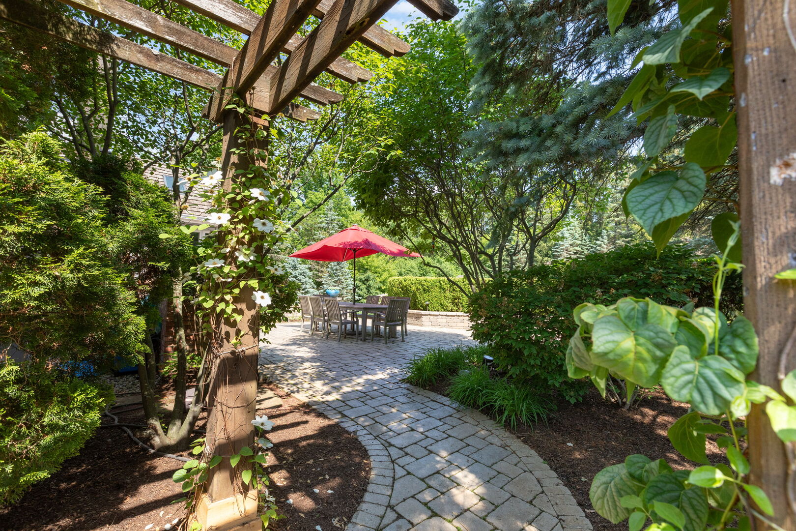 320 Camelot Lane