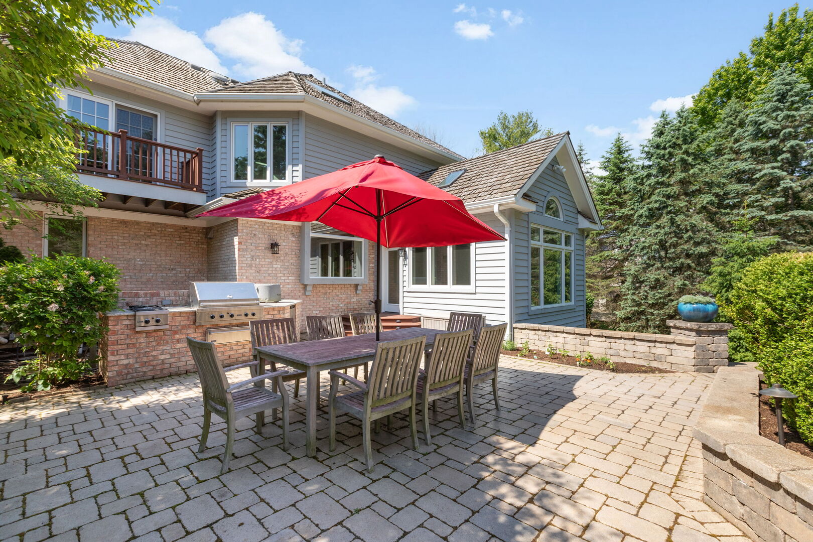 320 Camelot Lane
