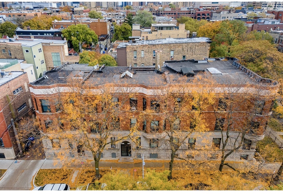 856 W George Street Unit: 2