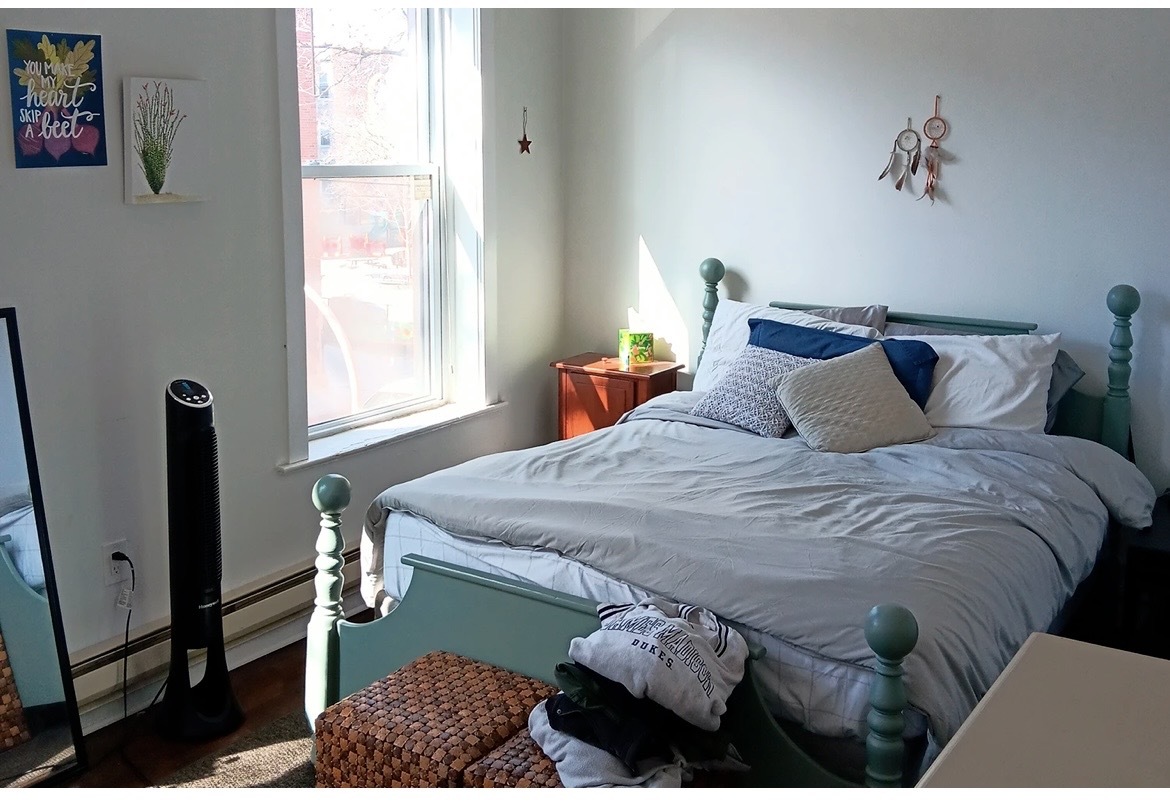 856 W George Street Unit: 2