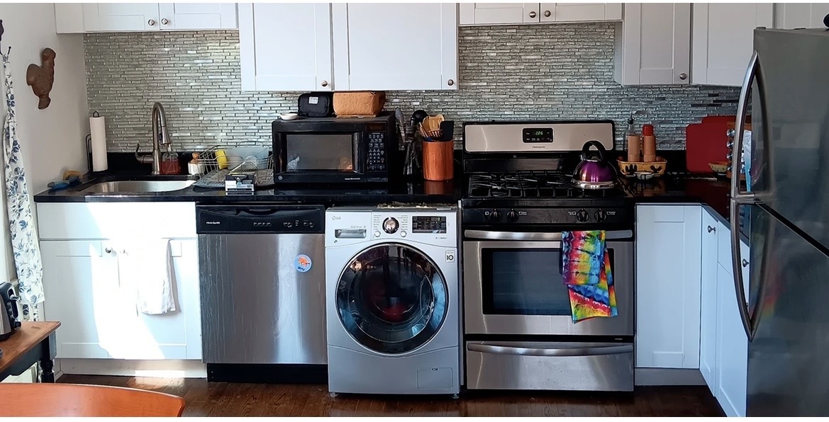 856 W George Street Unit: 2