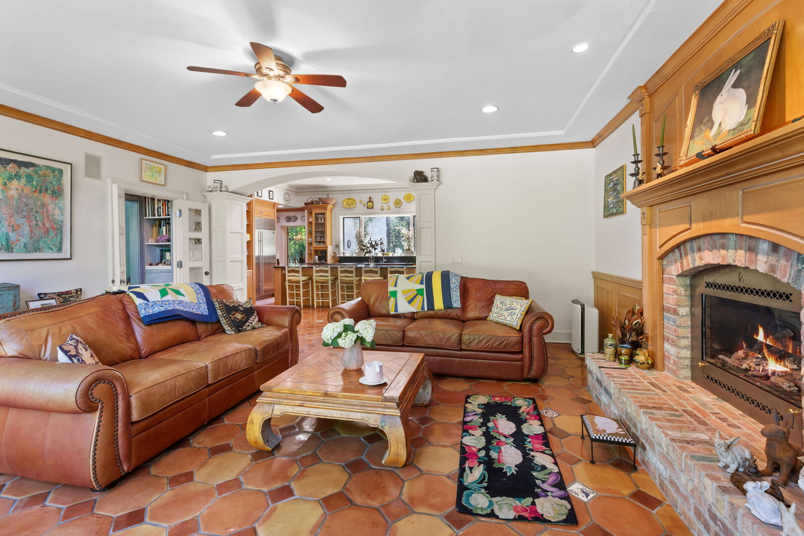 283 W Laurel Avenue