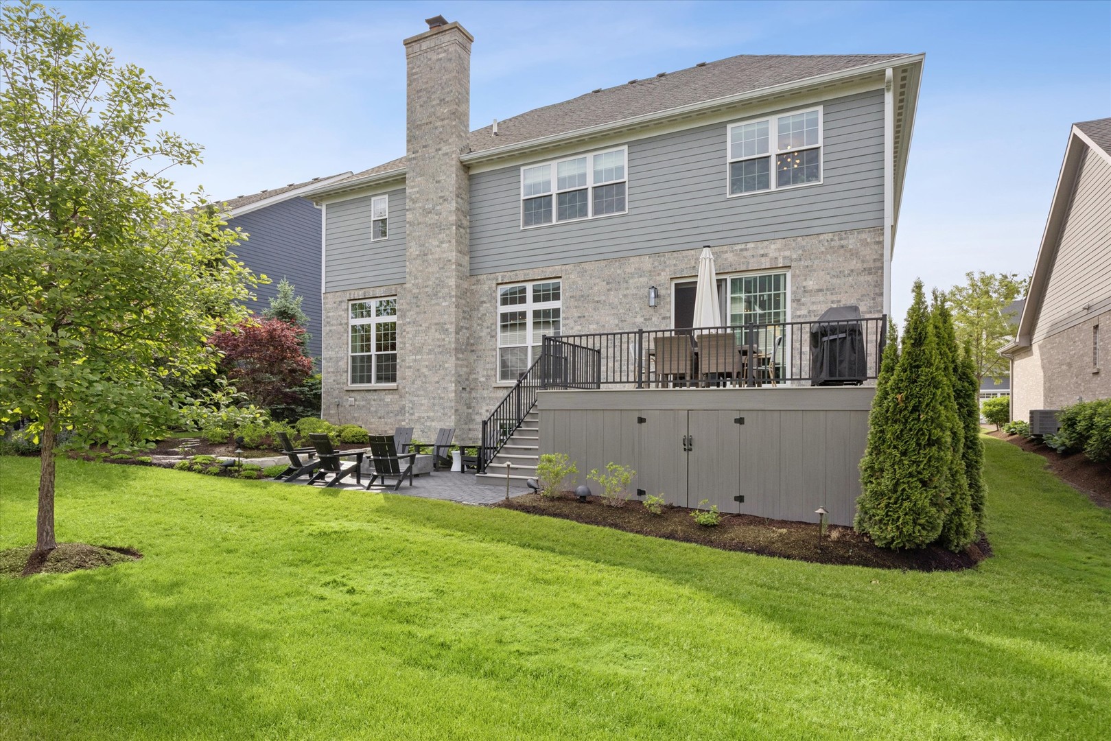 1102 White Pine Lane