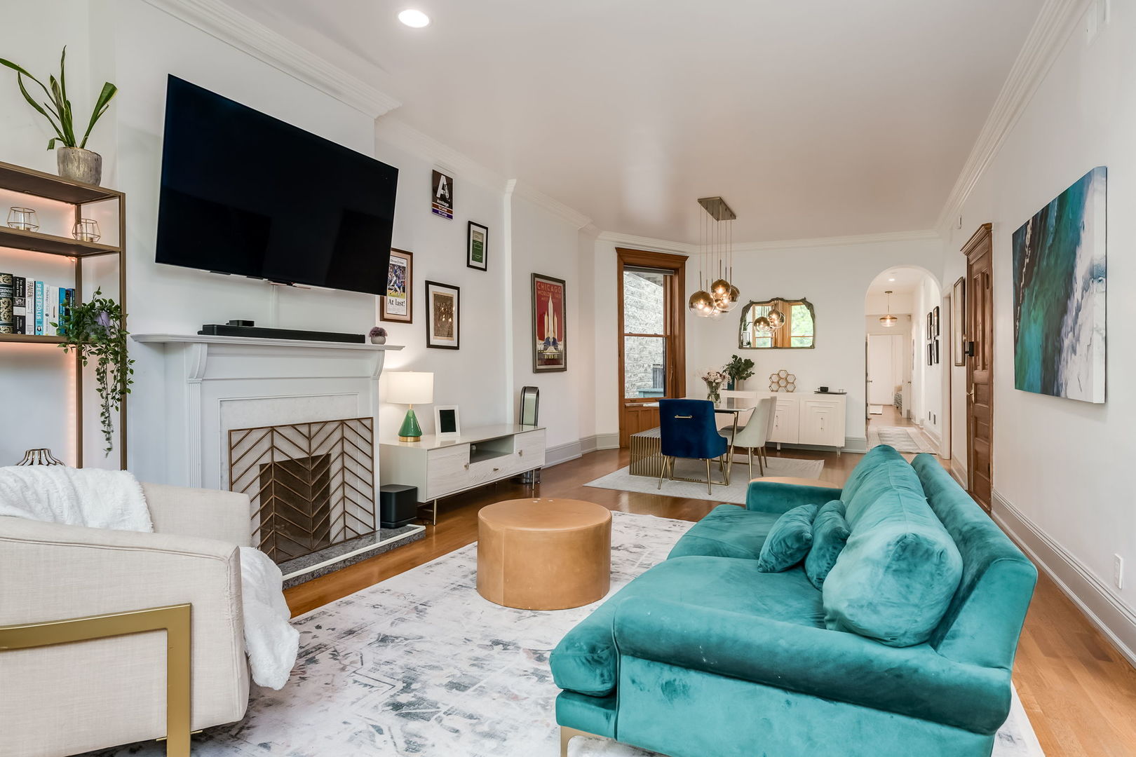 1940 N Cleveland Avenue Unit: 4