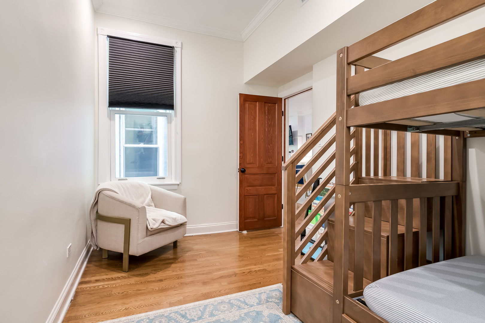 1940 N Cleveland Avenue Unit: 4