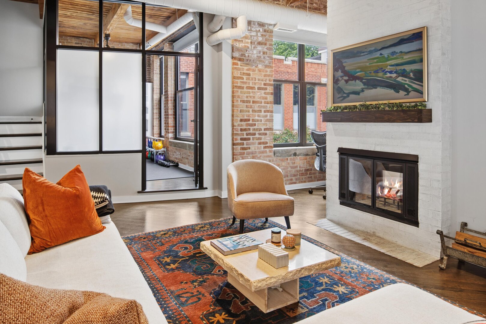 2222 N Racine Avenue Unit: 16