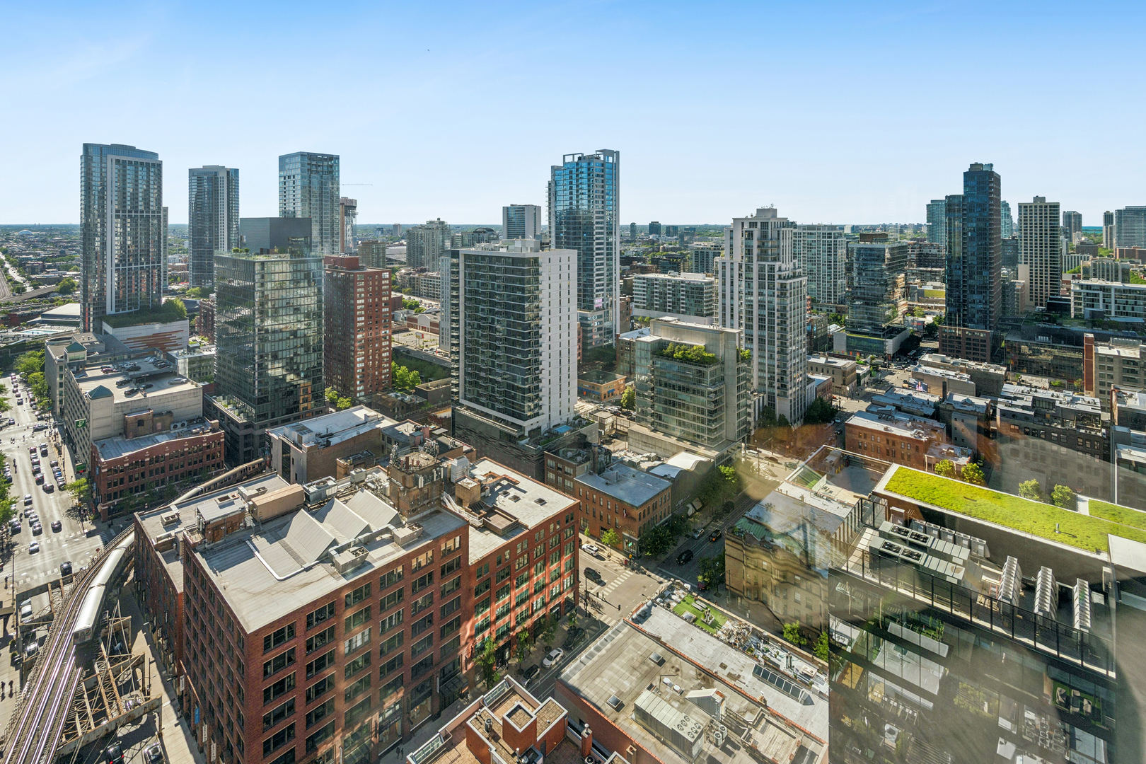 400 N LaSalle Street Unit: 3011