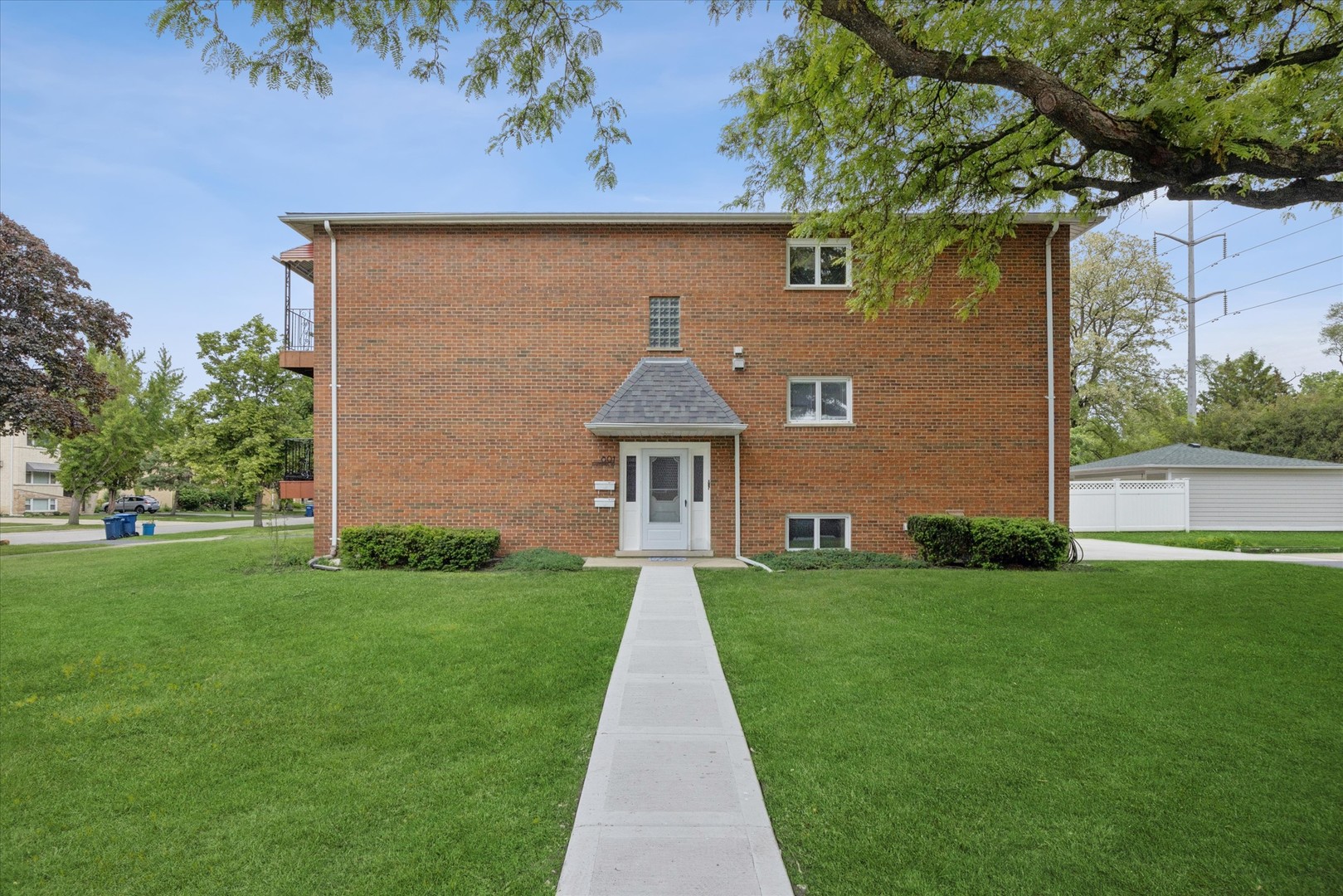 801 Barnsdale Road Unit: 1