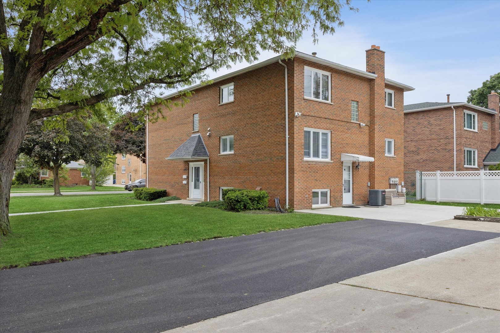 801 Barnsdale Road Unit: 1