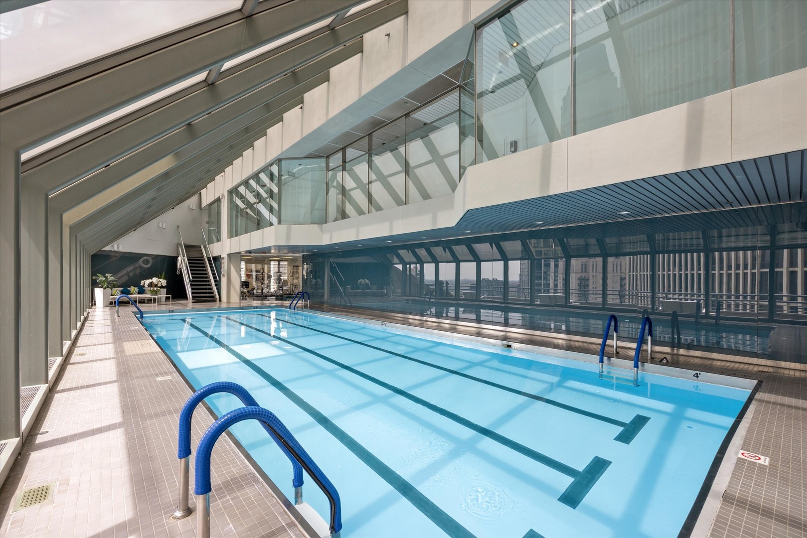 950 N Michigan Avenue Unit: 3802