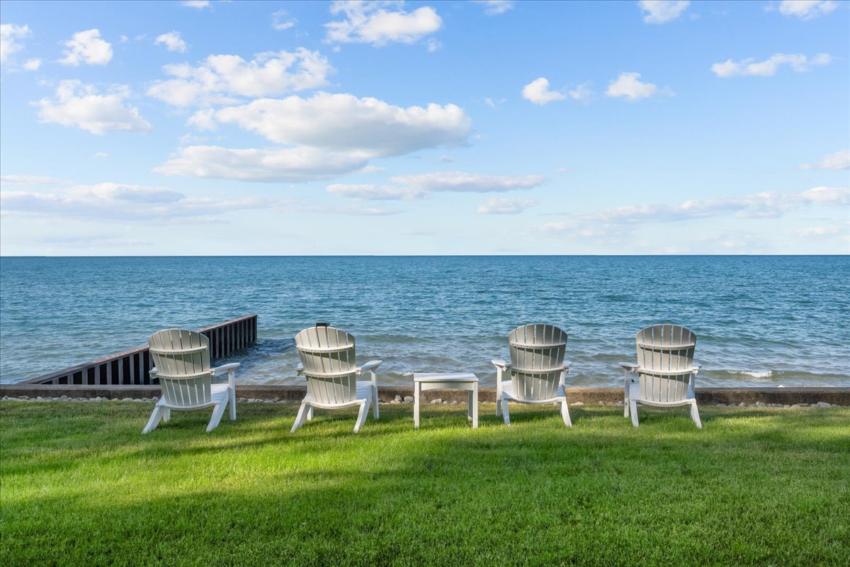 1630 Sheridan Road Unit: 9C