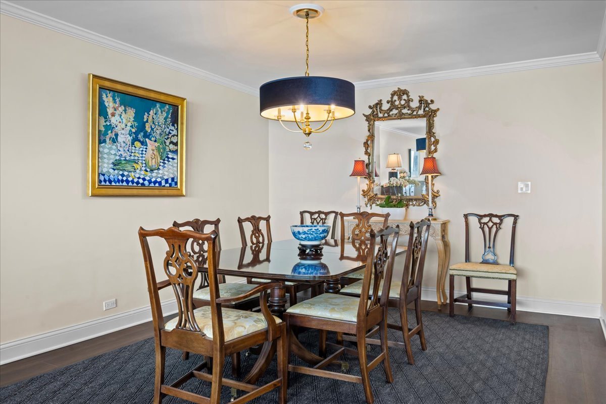 1630 Sheridan Road Unit: 9C