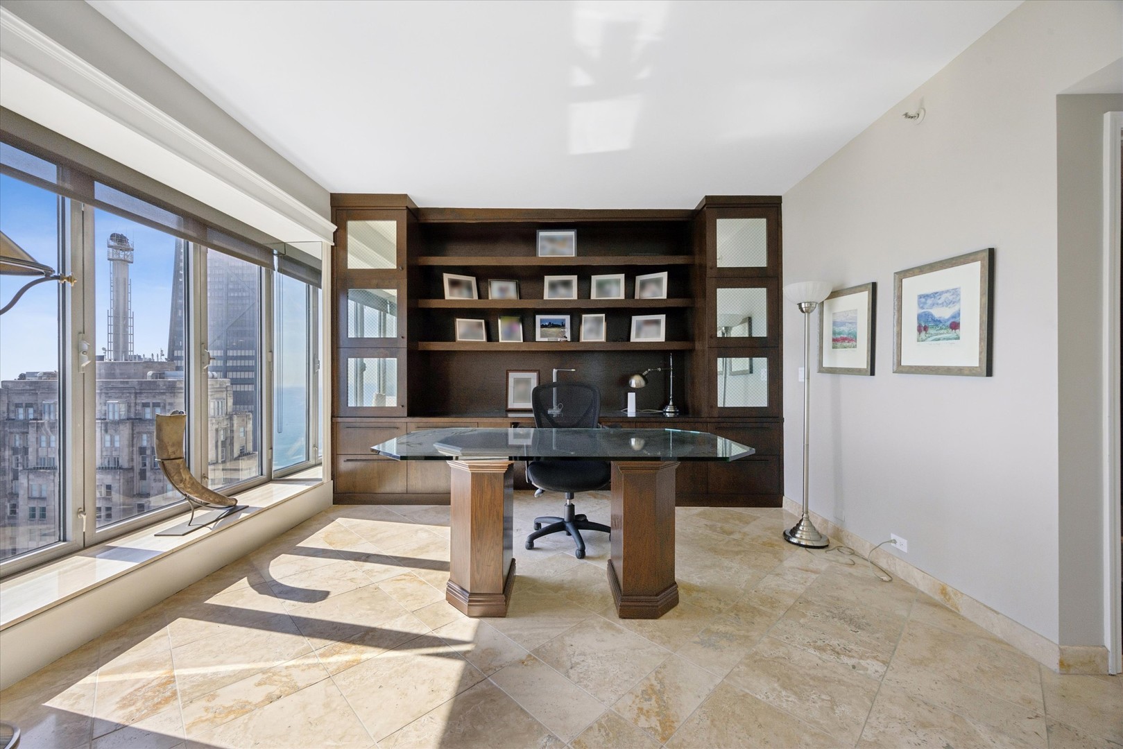 950 N Michigan Avenue Unit: 4202