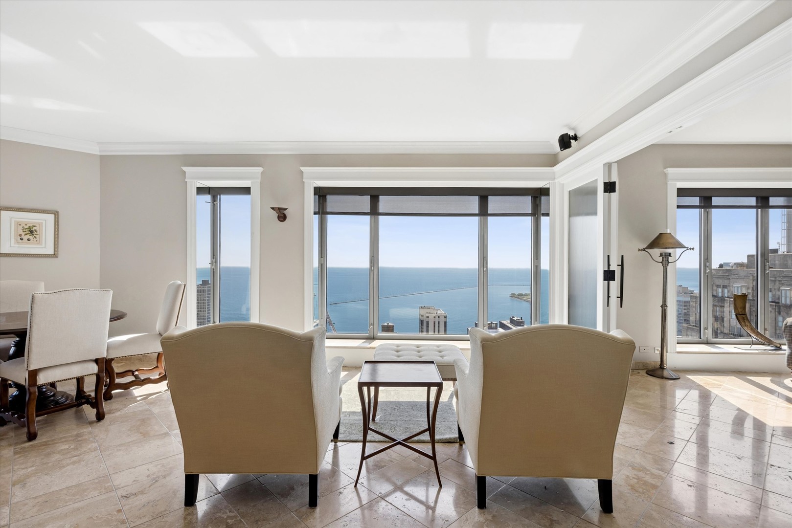 950 N Michigan Avenue Unit: 4202