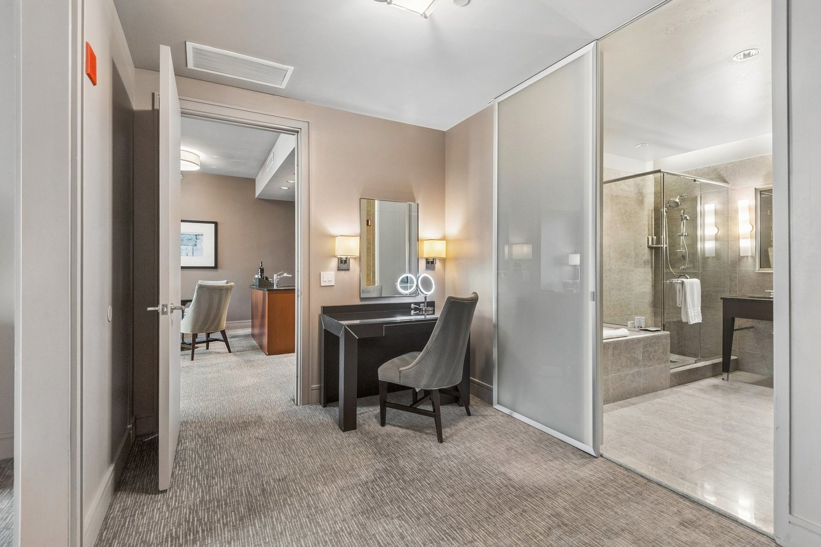401 N Wabash Avenue Unit: 2138