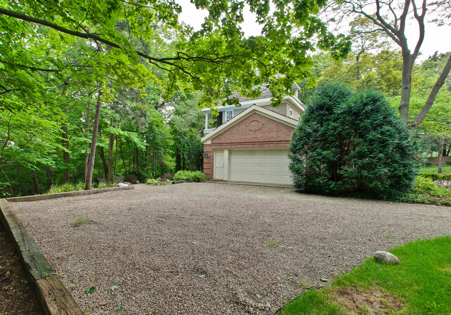 427 N Sheridan Road