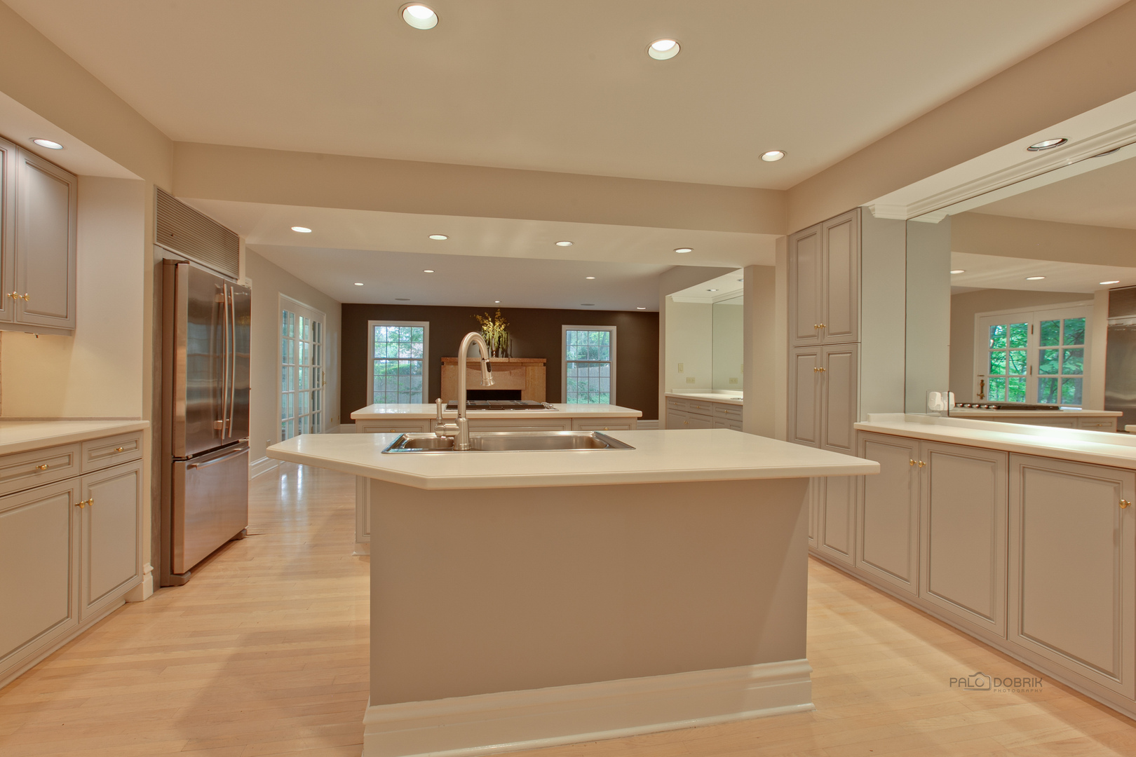 427 N Sheridan Road