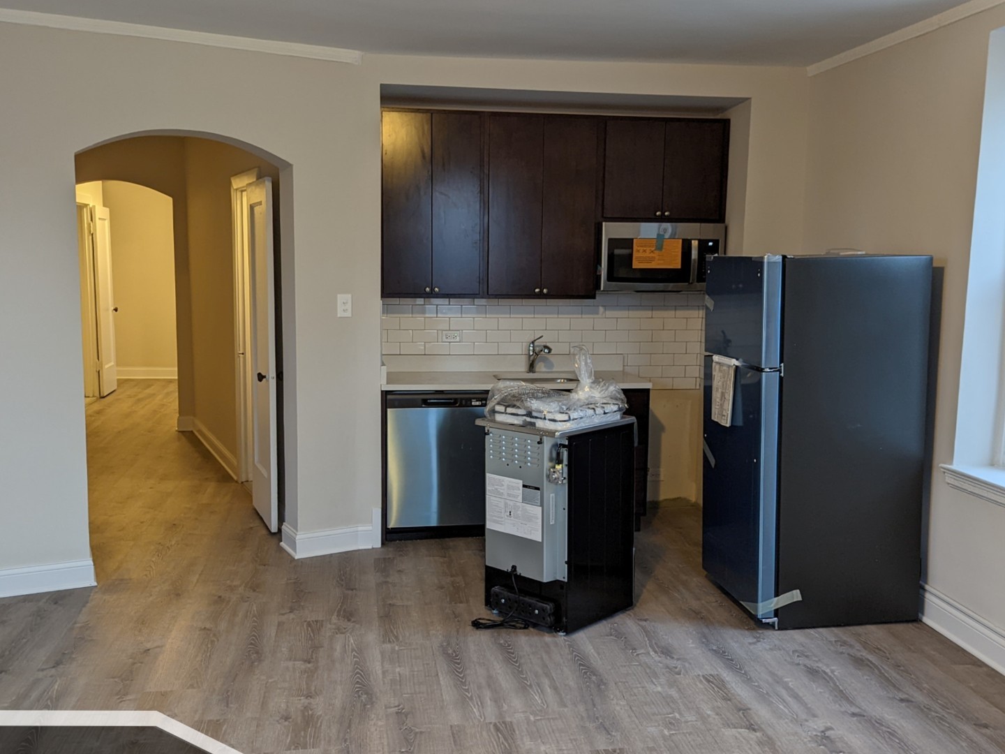 3335 W Diversey Avenue Unit: 101